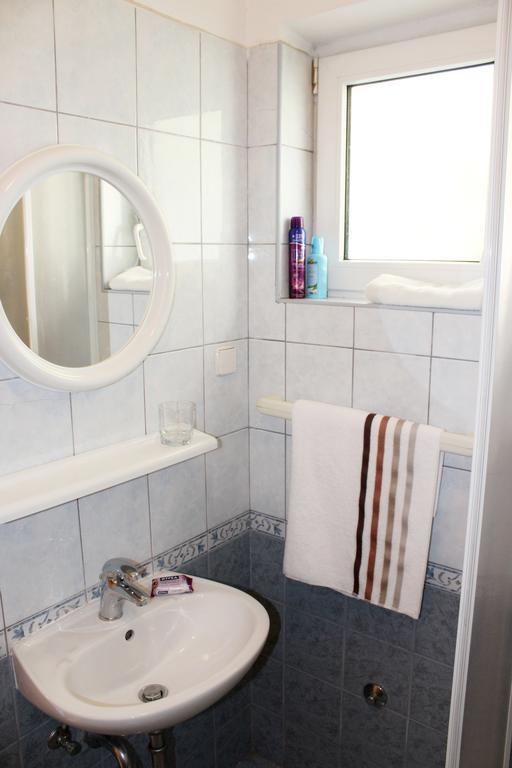 Apartments Petric Макарска Екстериор снимка