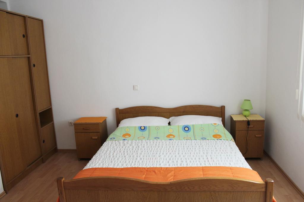 Apartments Petric Макарска Екстериор снимка