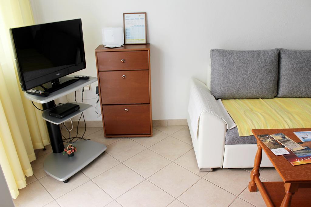 Apartments Petric Макарска Екстериор снимка
